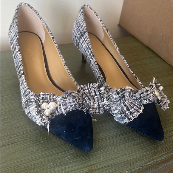🎀Talbots Elegant Tweed Kitten Heels - Picture 1 of 6